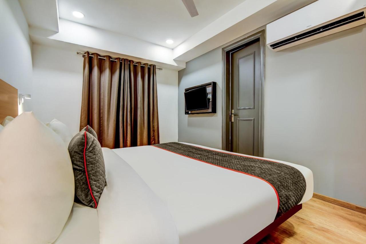 Oyo Townhouse 115 Patel Nagar Hotel New Delhi Eksteriør billede